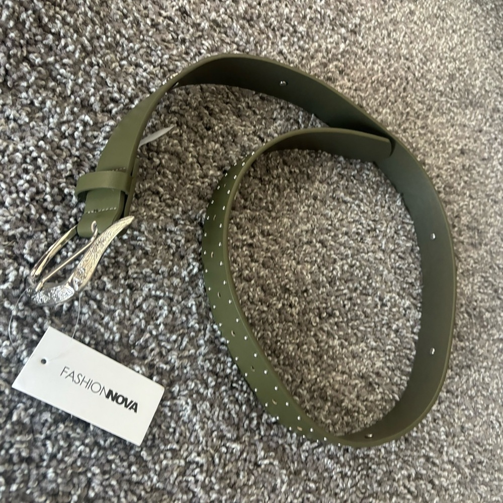Fashion Nova Buckle Belt